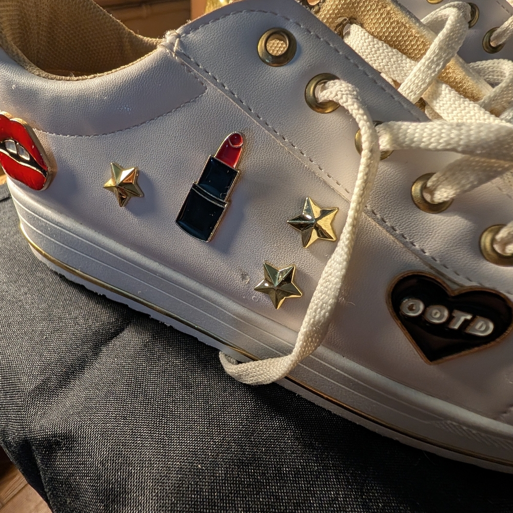 Donna Pasioni White and gold platform sneakers with rhinestone details Size 10 - Picture 6 of 8